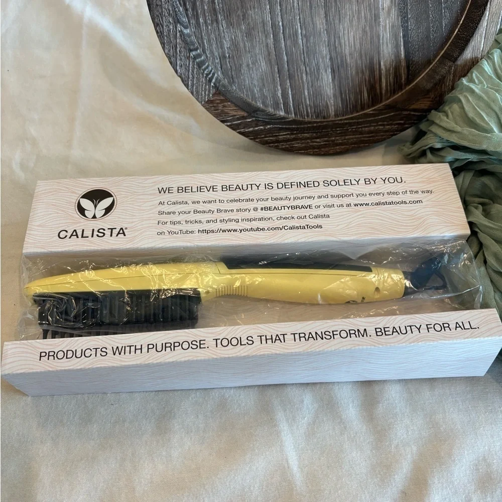 NEW Calista Heated Detailer Brush Hair Straightener Frizz Styling Tool Salon